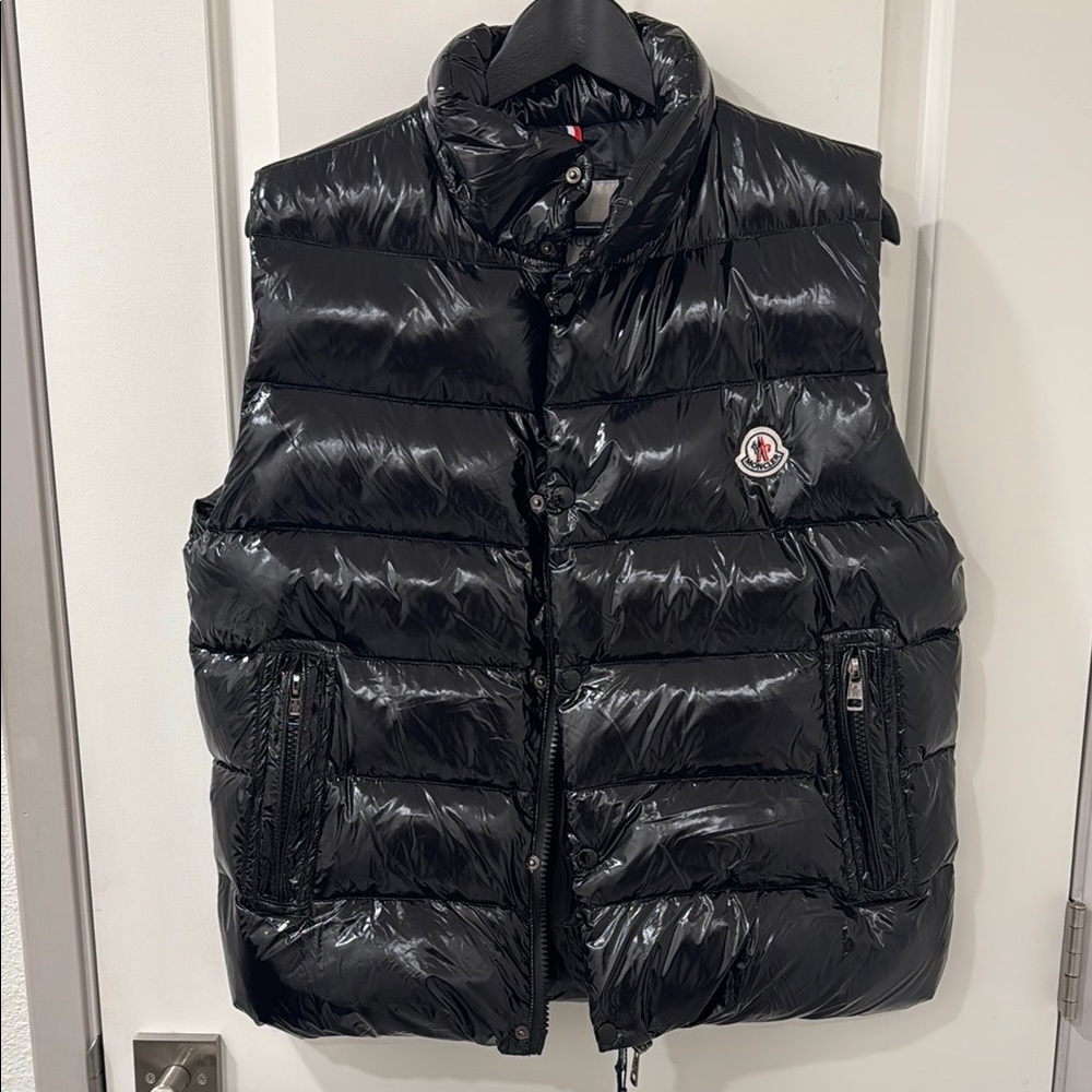 Moncler Shiny Black Puffer Vest Medium Size 2 Tibb Down